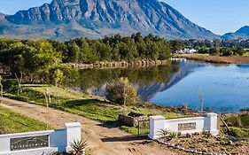 Duikersdrift Winelands Country Escape